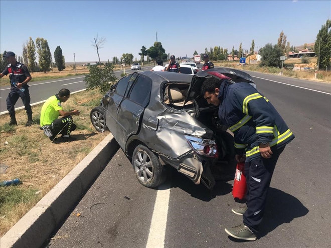 İki otomobilin çarpıştığı kazada 7 kişi yaralandı