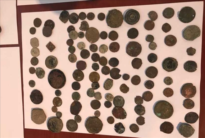 Aksaray´da tarihi eser kaçakçılarına operasyon:5 gözaltı