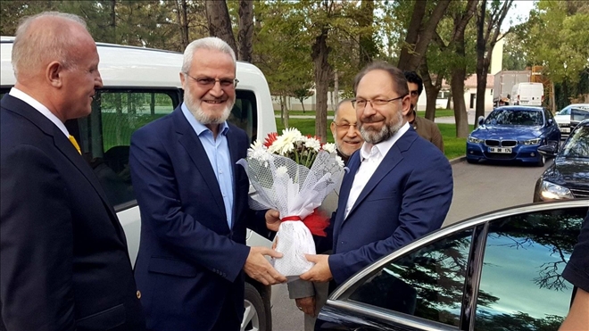 Diyanet İşleri Başkanı prof.Dr.Ali Erbaş Aksaray´da mola verdi