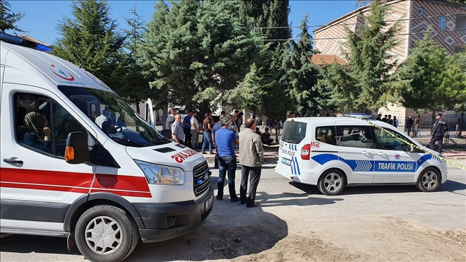 Kamyonun altında kalan vatandaş hayatını kaybetti