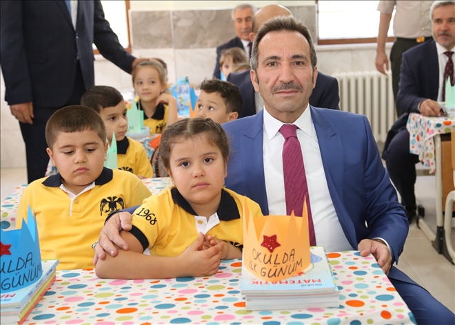 Aksaray´da 83 bin 261 Öğrenci Ders Başı Yaptı