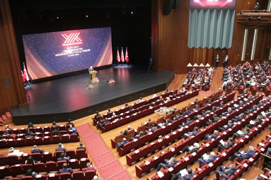 Külliyedeki törenin ardından yeni akademik yıl başladı