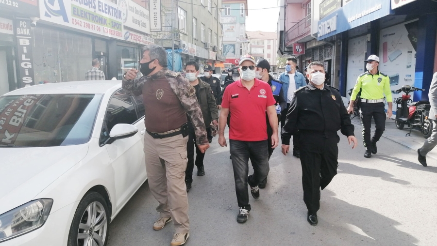 Aksaray’da maske, mesafe ve hijyen kontrolleri sürüyor