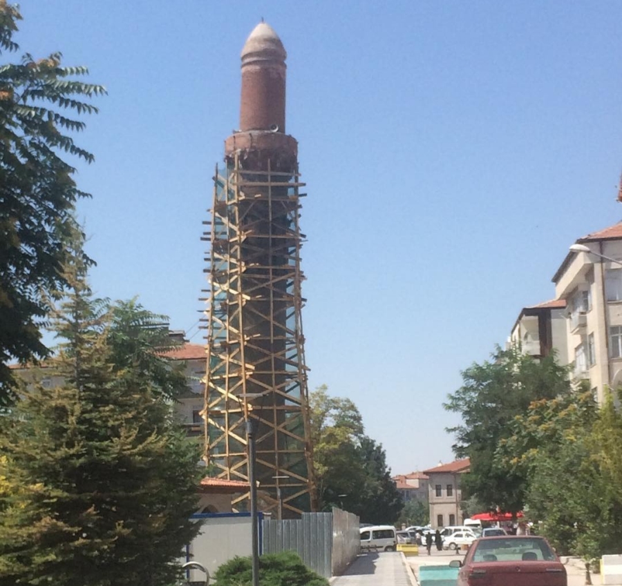 Aksaray Eğri Minare