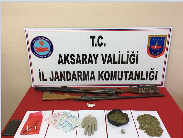 Uyuşturucu imal ve ticareti yapan 2 şüpheli gözaltına alındı