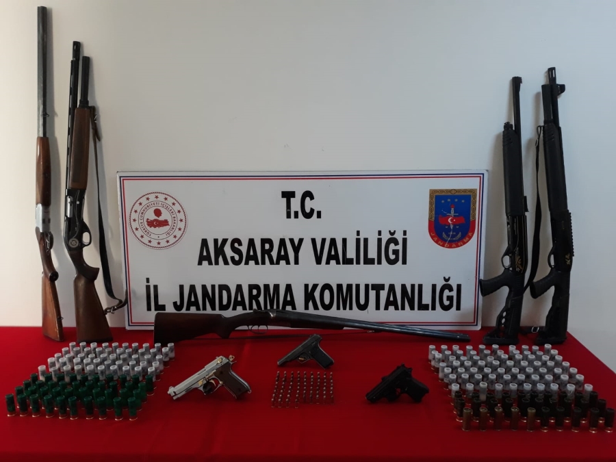 Aksaray jandarmasından silah operasyonu