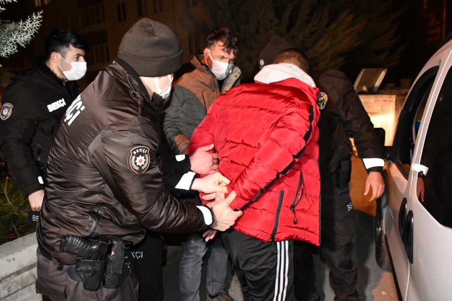 Şüpheliler kaçtı, bekçiler kovaladı