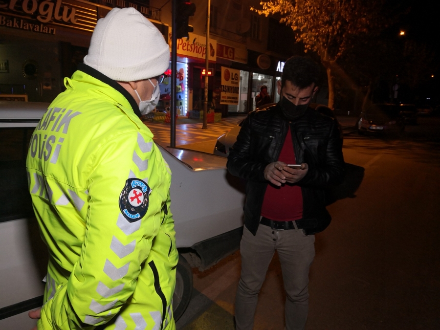 Ehliyetsiz sürücüye 4 bin 946 TL para cezası kesildi 