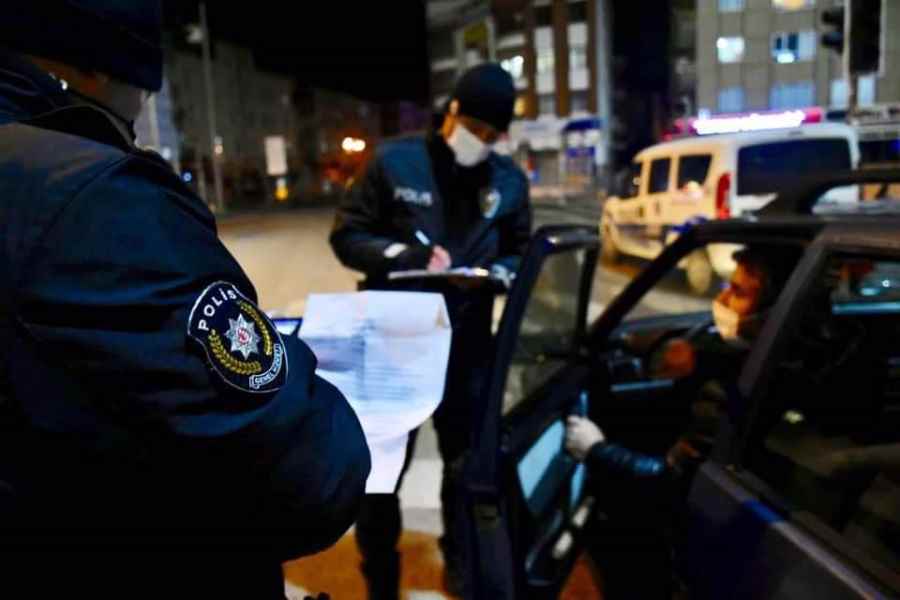 Yılbaşında Koronavirüs Tedbirlerine Sıkı Denetim