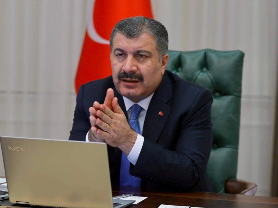 Sağlık Bakanı Koca: İlk aşamada sağlık çalışanları ve 65 yaş üstü aşılanacak.
