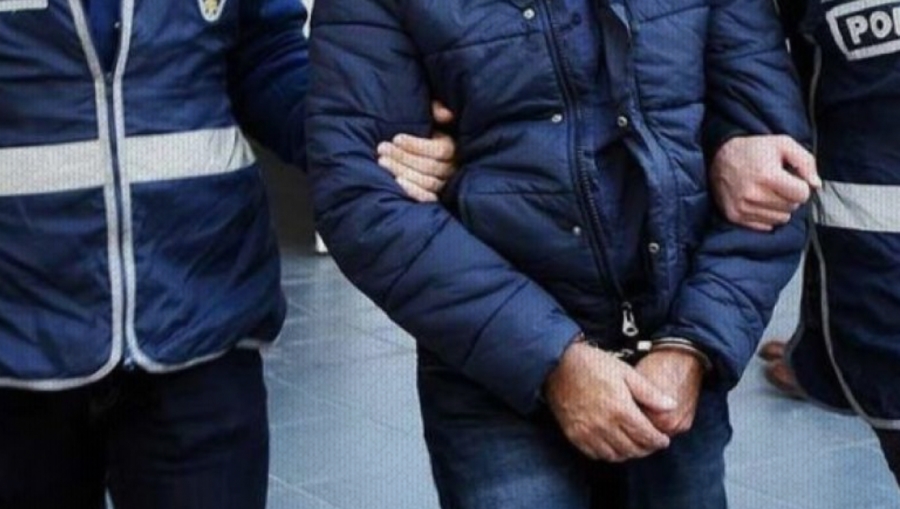 Aksaray merkezli 5 ilde FETÖ operasyonu:12 gözaltı