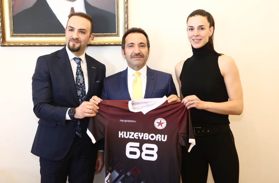Kuzeyboru Kadın Voleybol Takımından Vali Mantı
