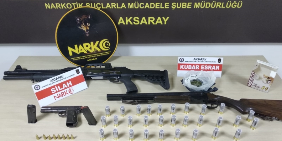 Uyuşturucu madde ve ruhsatsız silah ele geçirildi