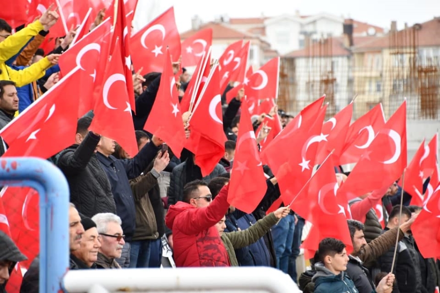 Aksaray tribünleri İdlib şehitlerini andı