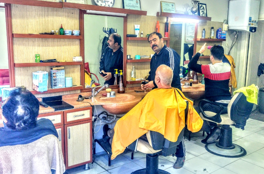 Berber ve kuaförlerde Korona virüs yoğunluğu  
