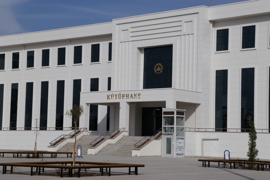 ASÜ kütüphanesi elektronik içeriğiyle öğrencilerin hizmetinde