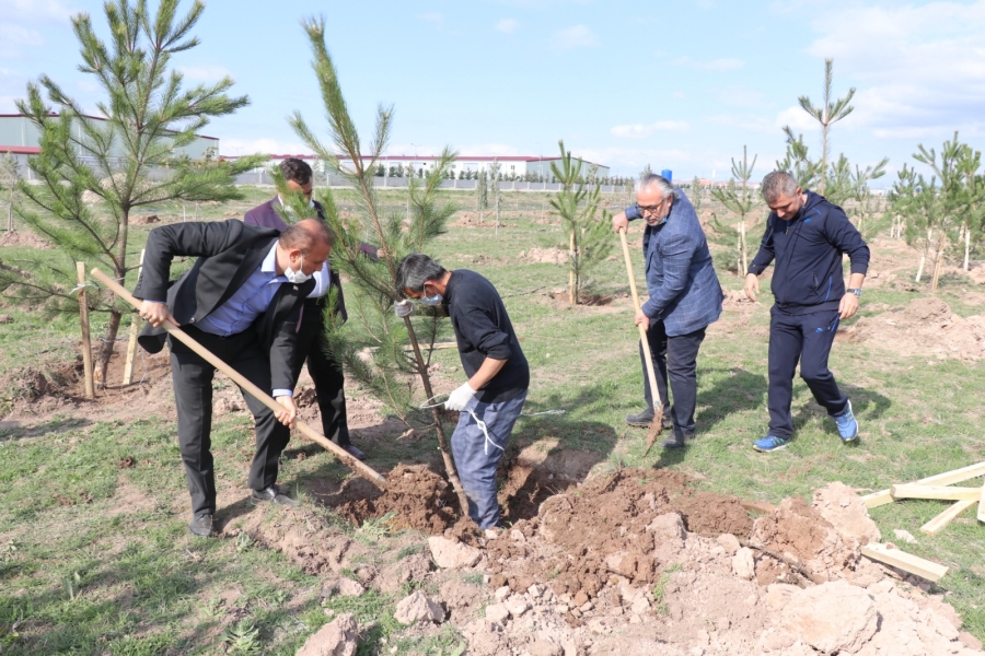 Korona virüse karşı inadına üretim, inadına yatırım