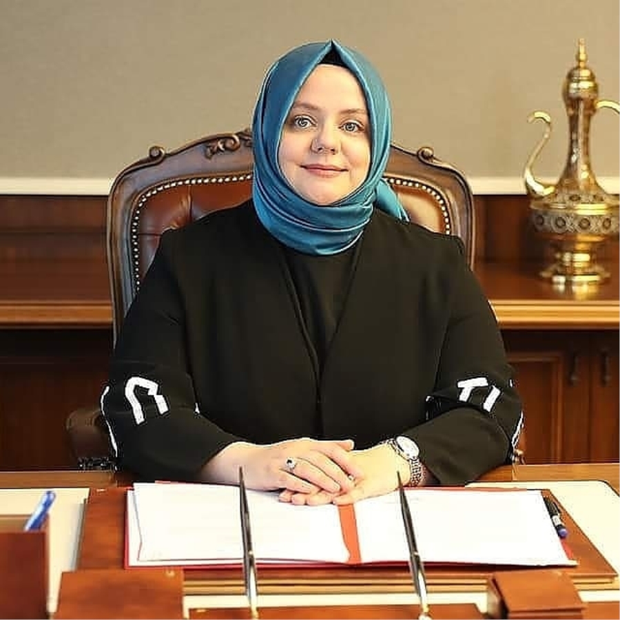 Bakan Selçuk:1000 TL nakdi destek ödemesi bugün, bu hanelerimizin PTT hesaplarına yatırılmaya başlandı