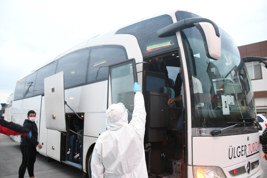 Kuveyt’ten gelen 348 Türk vatandaşı Aksaray’da karantinaya alındı