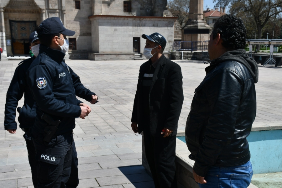 Aksaray’da korona virüse karşı etkin mücadele sürüyor