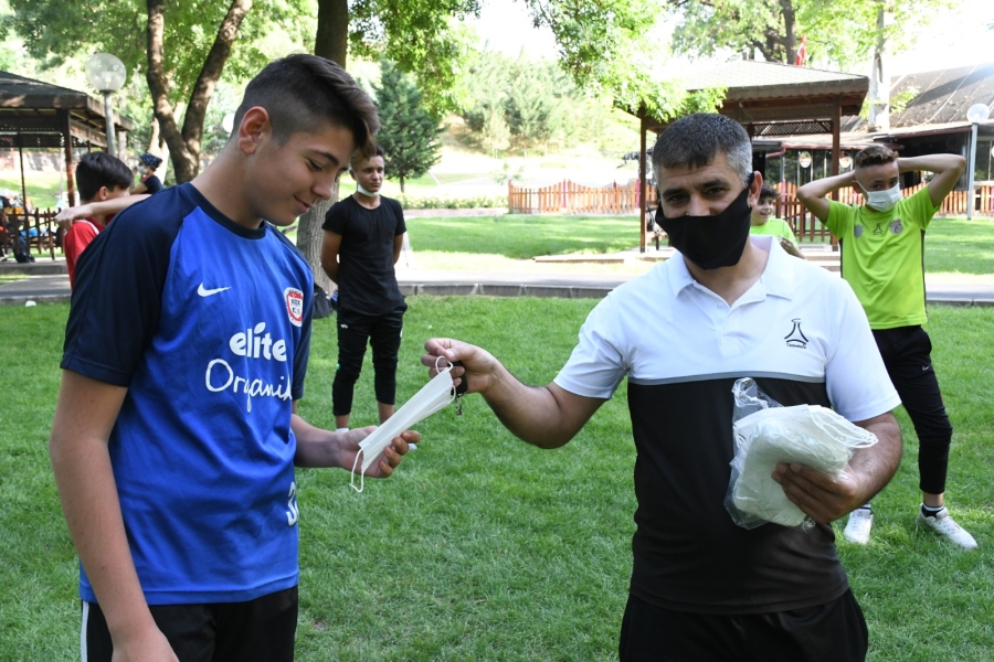 Korona virüse karşı tedbirli antrenman