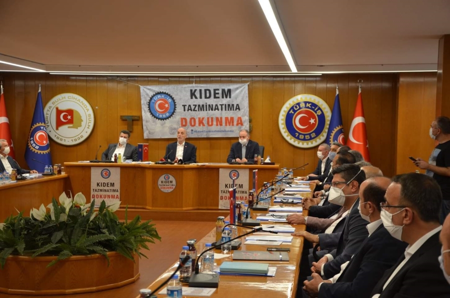 Başkan Ergün Atalay:Kıdem tazminatı işçinin yıllardır döktüğü terin, verdiği bir ömrün karşılığıdır 