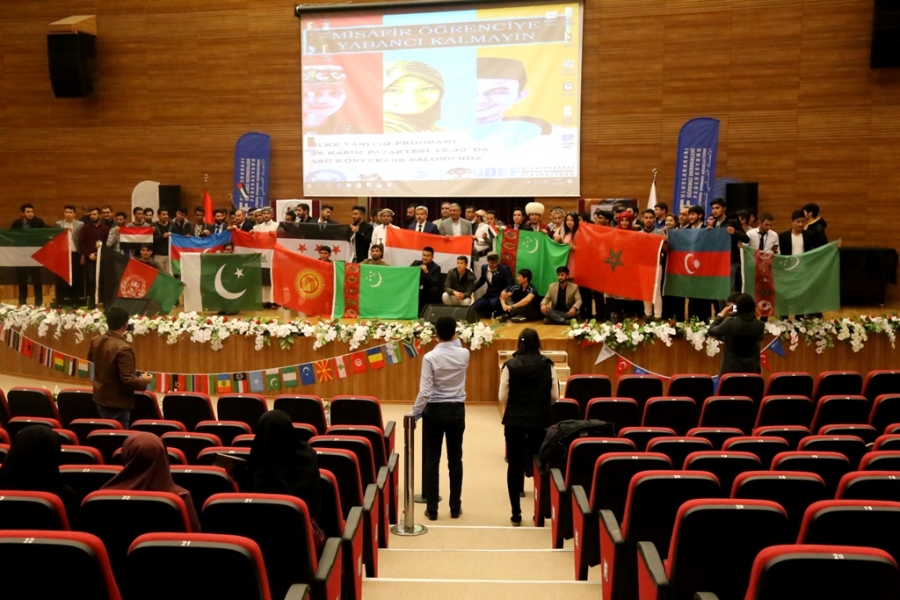 ASÜ ilk kez önlisans düzeyinde uluslararası öğrenci kabul edecek