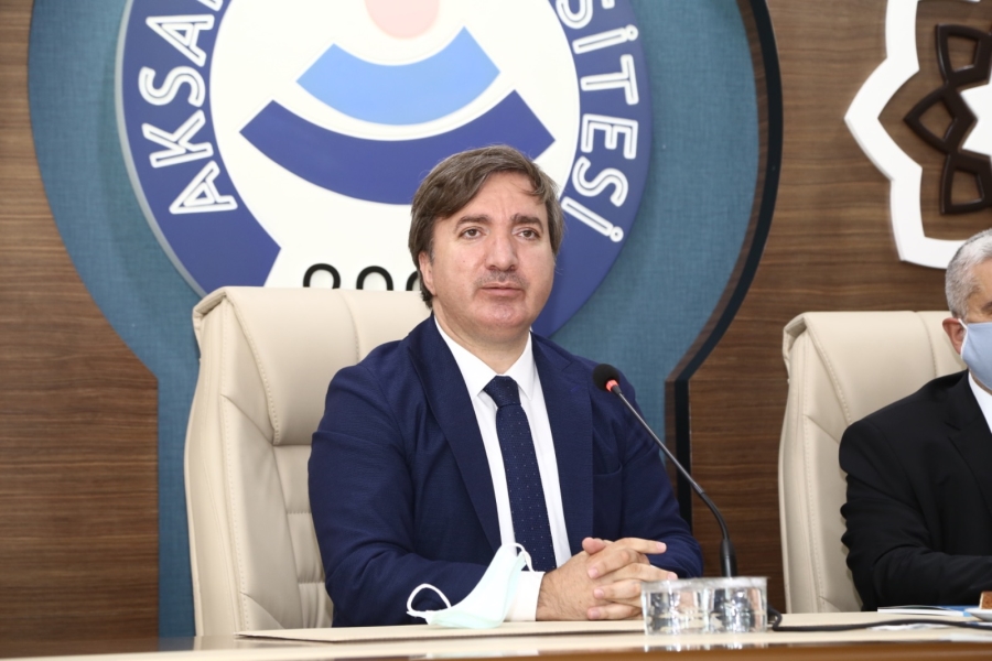 Vali Hamza Aydoğdu: “Sanayide, Tarımda, Teknolojide, Eğitimde, Kültürde Aksaray Üniversitesinin İmkânlarından Faydalanmalıyız”