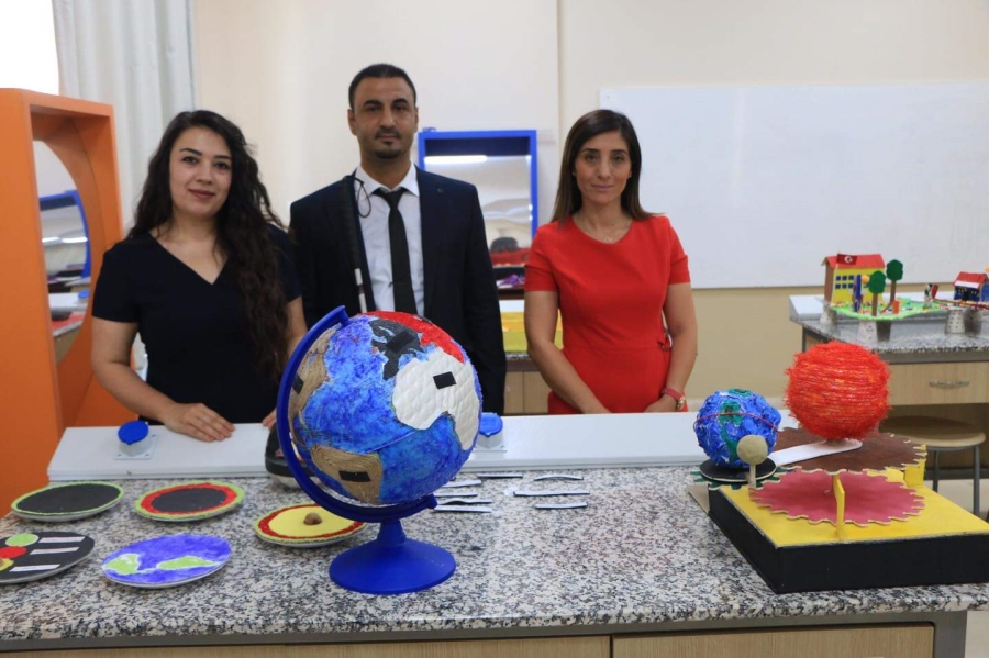 Görme Engelli Öğrenciler, Fen Derslerini Dokunarak Öğrenecek