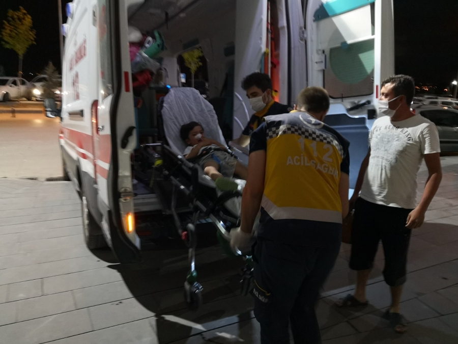 Yanlışlıkla tiner içen çocuk hastanelik oldu