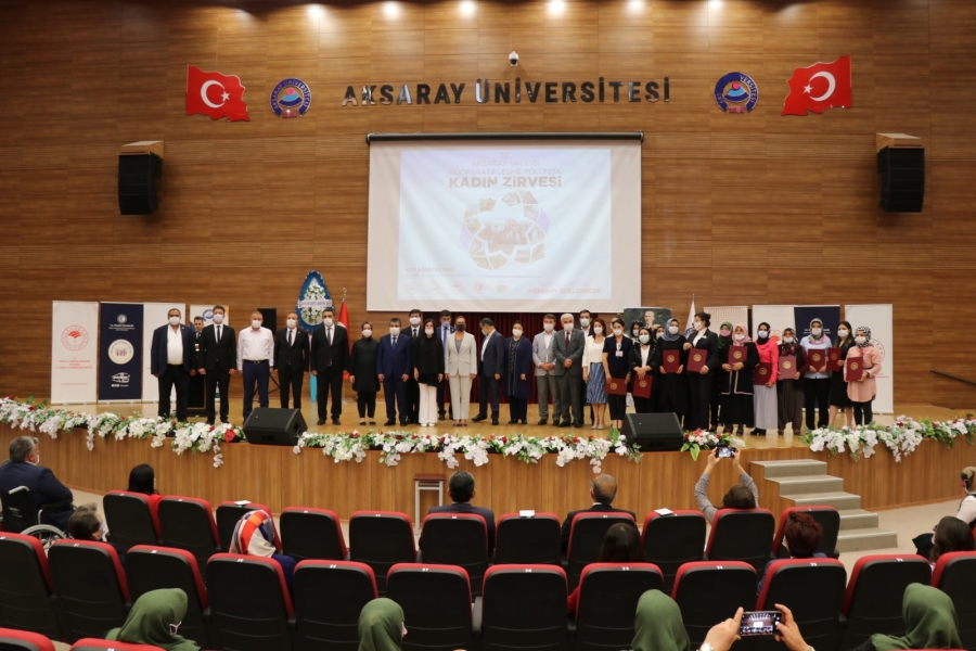 Kooperatifleşme Yolunda Kadın Zirvesi Çalıştayı Programı Yapıldı