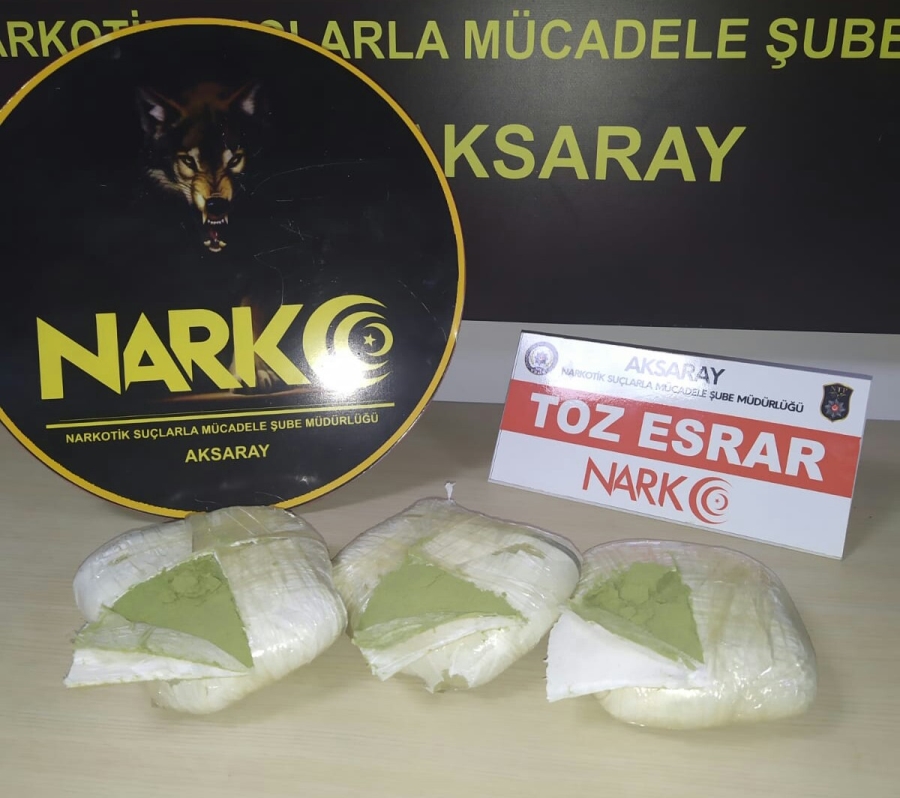 Yolcu otobüsünde 1 kilo toz esrar ele geçirildi: 2 tutuklama