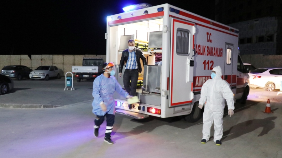 Ev karantinasına uymayanlar yurtlarda karantinaya alınacak