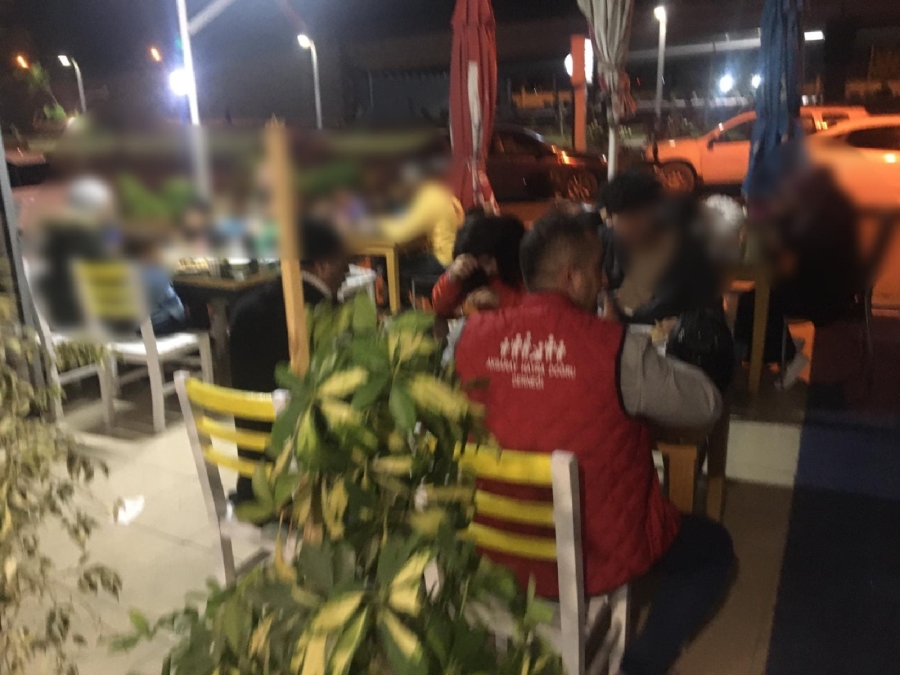 Aksaray Hayra Doğru Derneği Çocukları ve Aileleri Yemekte Ağırlıyor