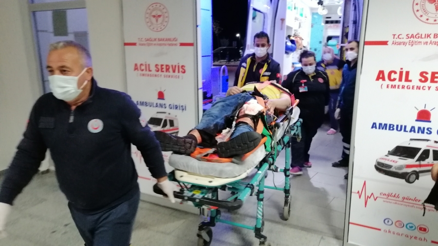 Dengesini kaybedip kazara kendini bıçakladı