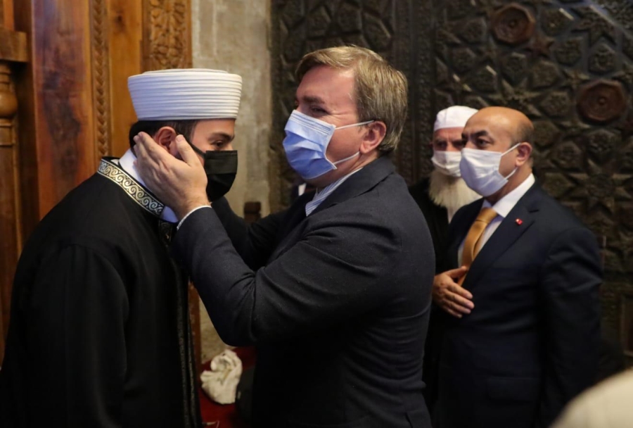 Üniversite öğrencisinin 5 yıllık hayalini Vali Hamza Aydoğdu gerçekleştirdi