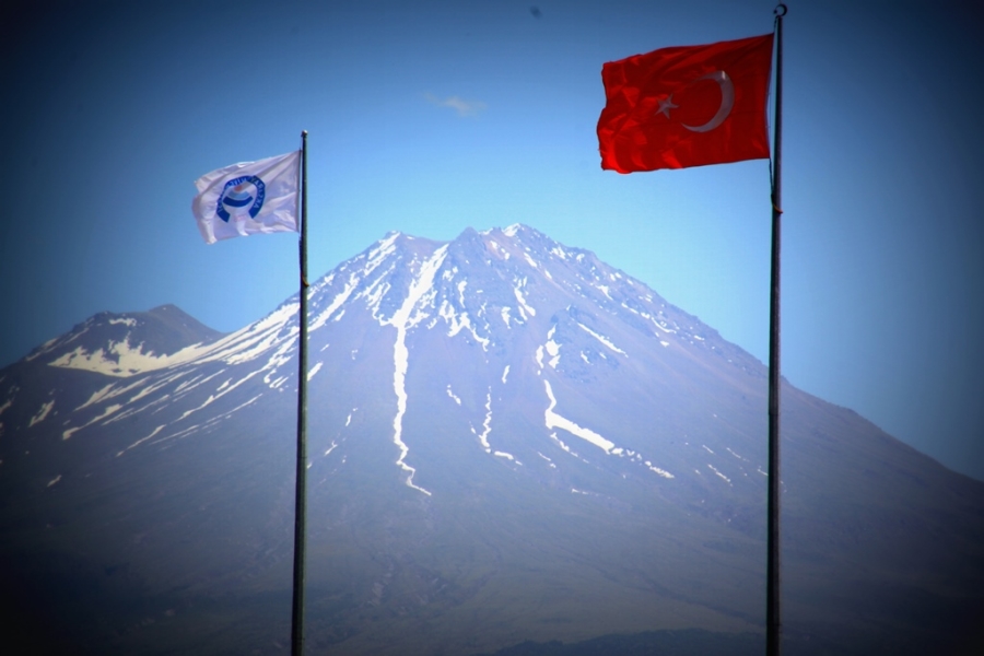 Hasan Dağı bölgesindeki depremler tektonik mi volkanik mi?