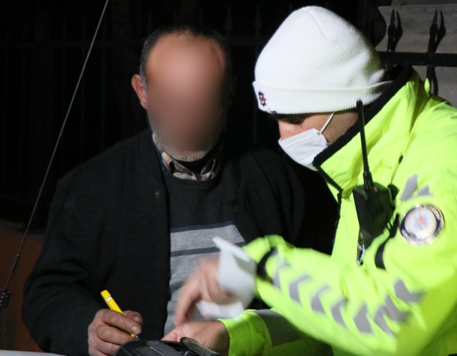 Alkollü sürücüden ilginç cevap: Müşteri için zorunlu içtim