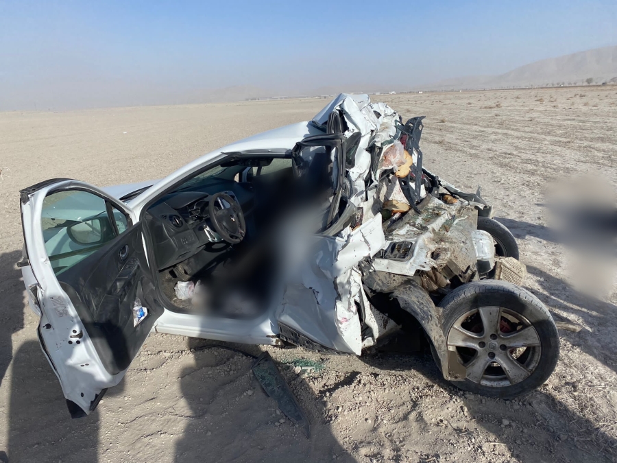 Kamyon otomobile arkadan çarptı:2 ölü 1 yaralı