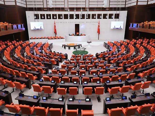 Asgari ücret için Meclis
