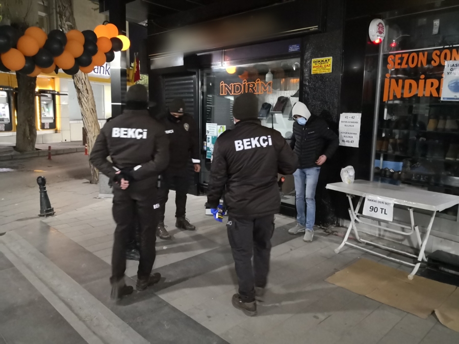 Şüphe üzerine durdurulan şahsın üzerinden eroin çıktı