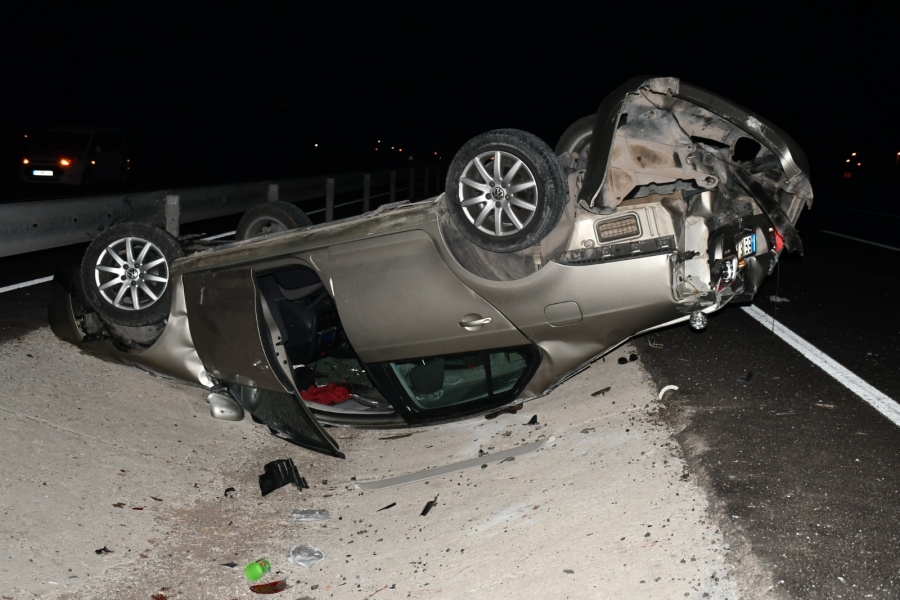 Otomobil takla attı: 1