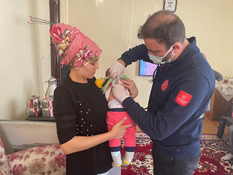 112 görevlisi telefondaki desteğiyle Aysima bebeğin hayatını kurtardı