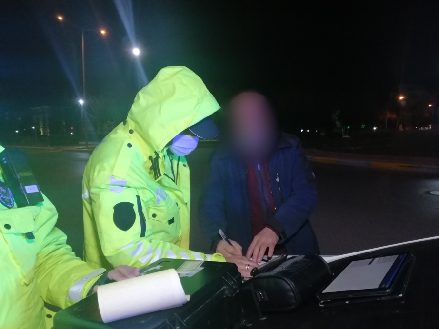 Kısıtlamada alkollü araç kullanan sürücüye ceza