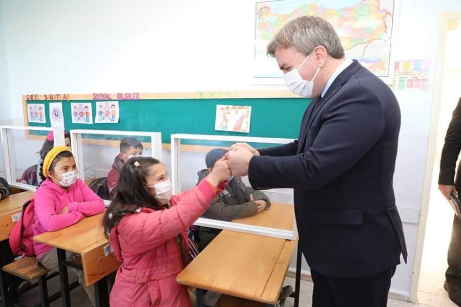 Yüz yüze eğitim kademeli olarak başladı