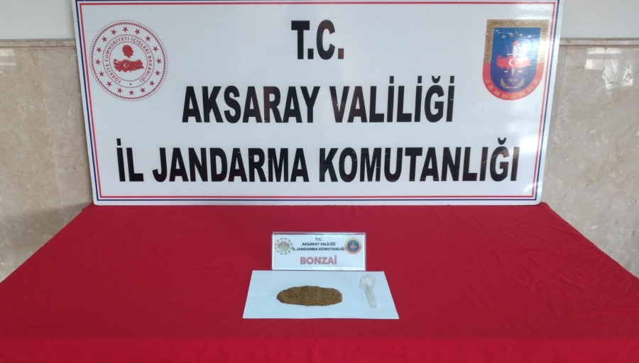 Şüphe üzerine durdurulan otomobilde uyuşturucu ele geçirildi