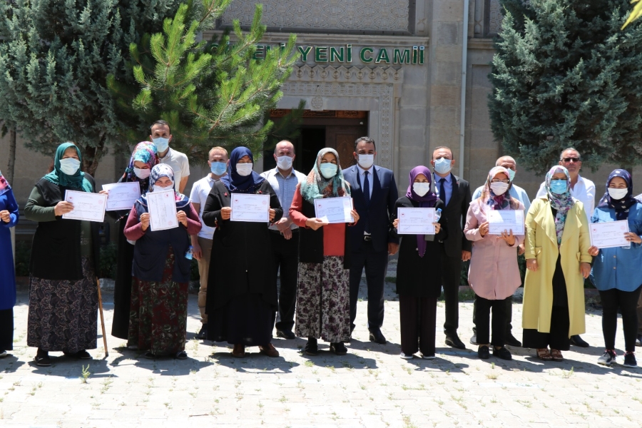 Türkiye’de süt üretiminde 9. sıradaki Aksaray’da kadın üreticilere eğitim