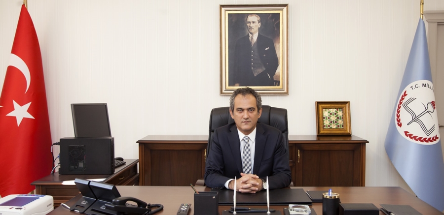 Milli Eğitim Bakanlığına Mahmut Özer atandı