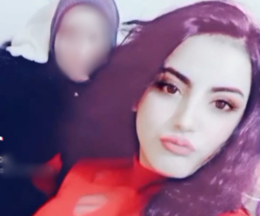 15 yaşındaki Elife