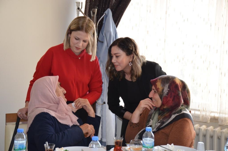 Şehit Ailelerine Kahvaltı Programı